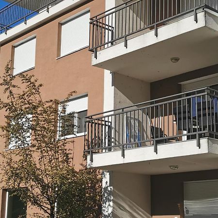 Vivi Wellness Apartman Apartment Сиофок Екстериор снимка