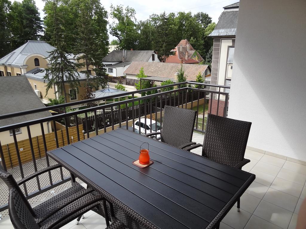Vivi Wellness Apartman Apartment Сиофок Стая снимка